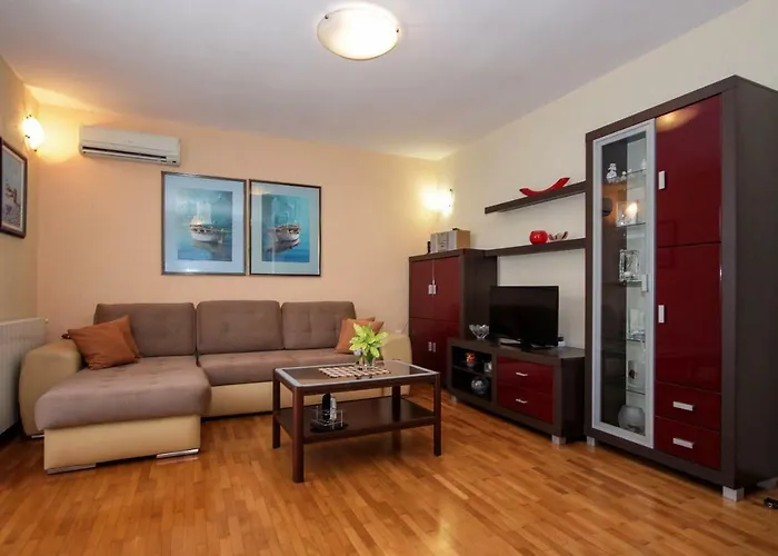 Mirna Apartament Pula