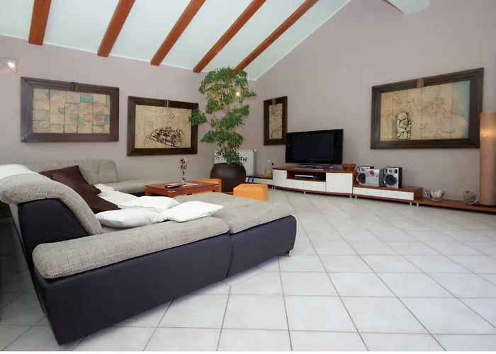 Apartamento Mirna *