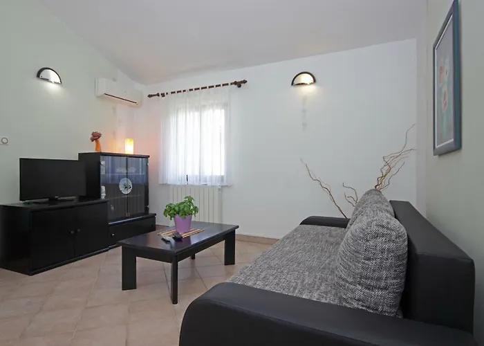 Mirna Apartamento *